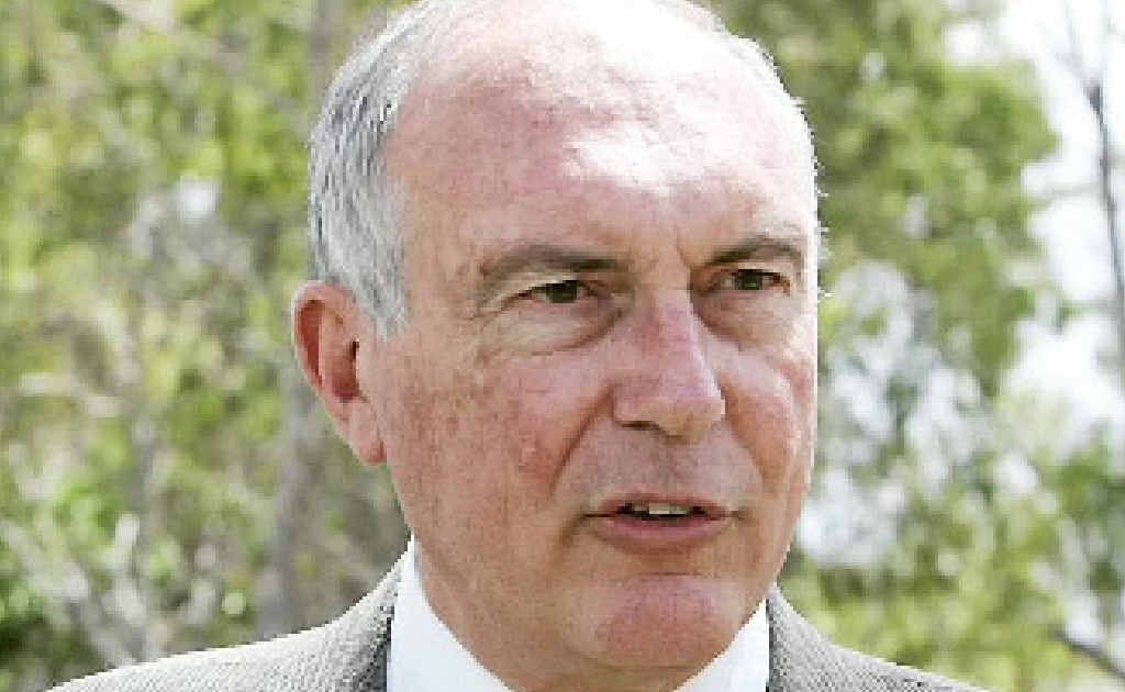 In April, Warren Truss was selected for a highway crisis group. In April, Warren Truss was selected for a highway crisis group.